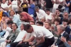  东契奇回归赛场，突破纪录首场状态亮眼，法国队观众沸腾！-乐动官方网站